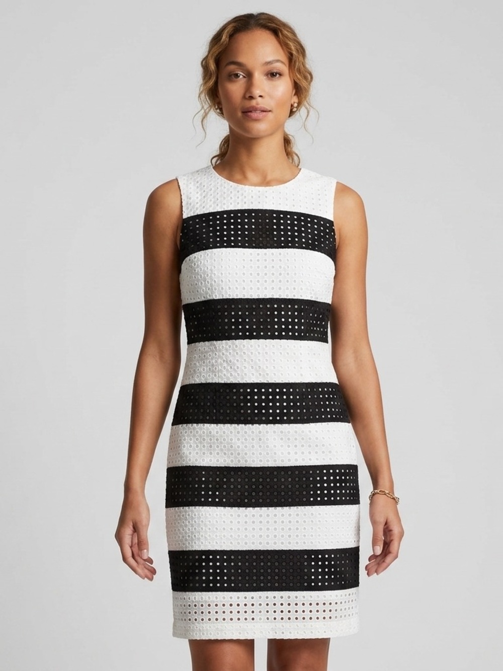 Calvin Klein Striped Eyelet Sheath Dress Size 2 Black White Sleeveless Cotton